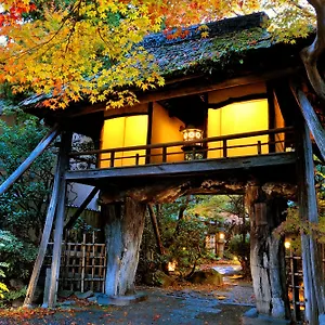 4* 旅館 山ばな平八茶屋